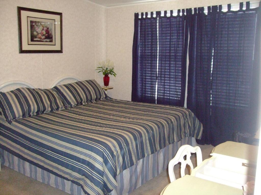 Rainbow House Villa Angel Fire Room photo